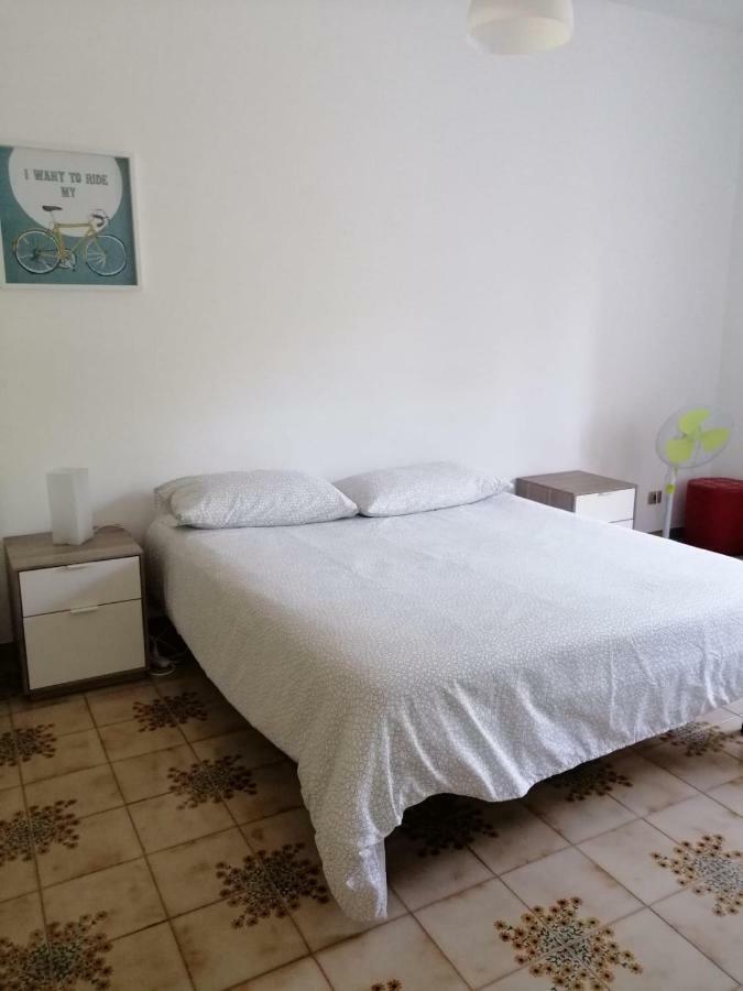 Ferienwohnung Numeri Primi Geata Exterior foto
